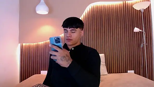 LuciferM Star online show from February 2026 04:16:02 AM