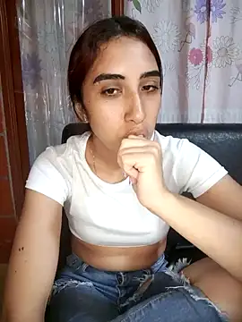 ifeelverywet andhot online show from January 2025 07:15:01 PM