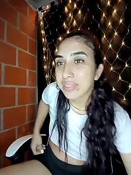 ifeelverywet andhot online show from November 2025 04:14:01 AM