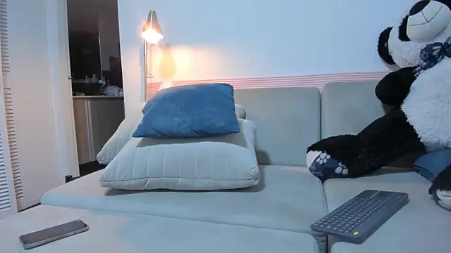 Snapshot of kitty_miaa chatting on February 2026 04:28:02 AM kitty miaa online show from February 2026 04:28:02 AM