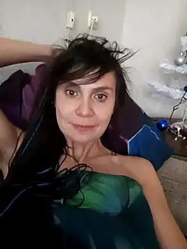 Snapshot of Francenia_lolis chatting on February 2026 08:07:02 AM Francenia lolis online show from February 2026 08:07:02 AM