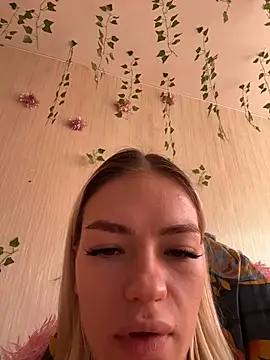 Snapshot of -Sexy_Barbie- chatting on November 2025 04:54:02 AM -Sexy Barbie- online show from November 2025 04:54:02 AM