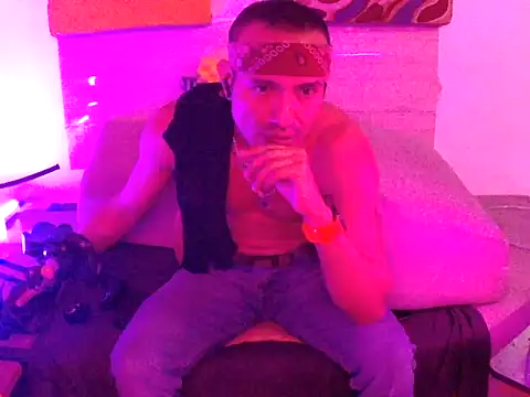 thesummerboy online show from January 2025 06:41:01 AM