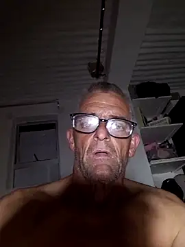 NICJOHNS online show from April 2026 06:03:01 PM