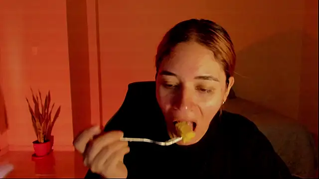 Snapshot of atenas_05_ chatting on February 2026 05:06:02 PM atenas 05 online show from February 2026 05:06:02 PM