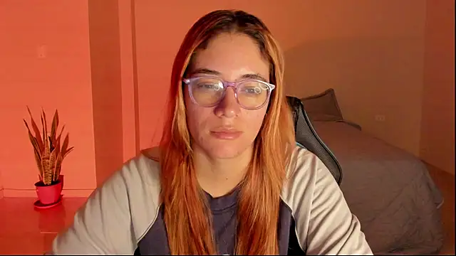 Snapshot of atenas_05_ chatting on February 2026 09:32:02 AM atenas 05 online show from February 2026 09:32:02 AM