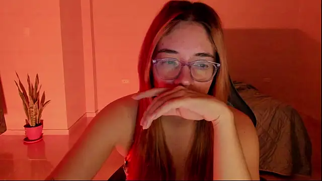 Snapshot of atenas_05_ chatting on February 2026 09:28:02 AM atenas 05 online show from February 2026 09:28:02 AM