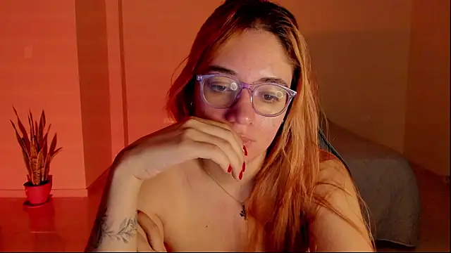 Snapshot of atenas_05_ chatting on February 2026 09:30:01 AM atenas 05 online show from February 2026 09:30:01 AM