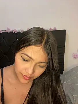 Snapshot of alisson_carolina73 chatting on January 2025 02:11:01 AM alisson carolina73 online show from January 2025 02:11:01 AM