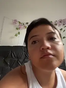 alisson carolina73 online show from March 2026 07:39:02 PM