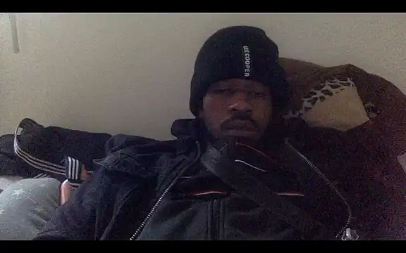 POPAYE972 online show from December 2025 02:15:01 PM