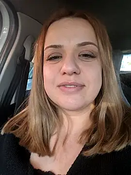 cansuozell online show from November 2025 11:54:02 AM