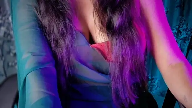 Snapshot of SexyAndHottie chatting on December 2025 03:28:02 PM SexyAndHottie online show from December 2025 03:28:02 PM