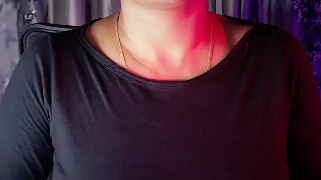 SexyAndHottie online show from February 2026 06:28:01 PM