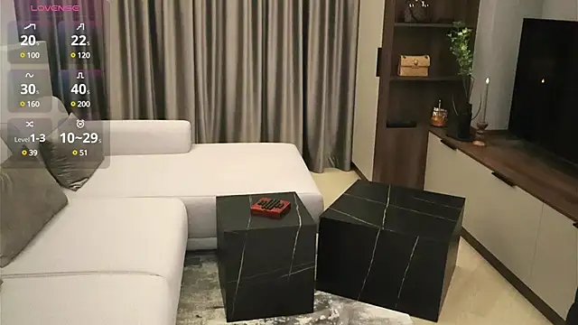 IrisNoire online show from January 2025 08:15:01 PM