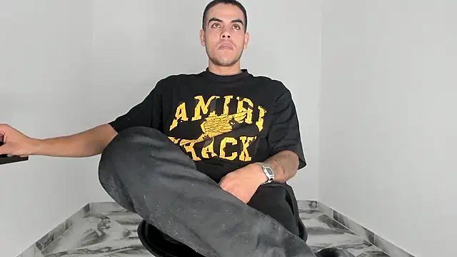 mikee scooth online show from January 2026 05:18:02 PM