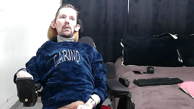 Sophia and Thomas online show from February 2025 12:45:02 PM