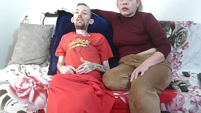 Sophia and Thomas online show from December 2025 08:27:01 PM