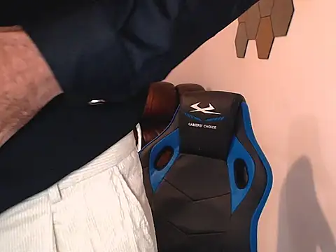 Leo 1617 online show from October 2025 05:33:01 PM