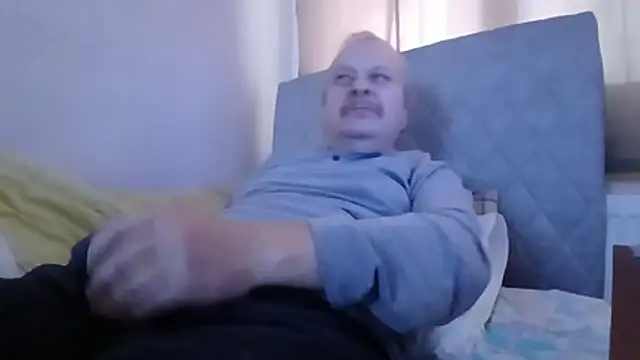 amylrmm1903 online show from November 2025 12:11:02 PM