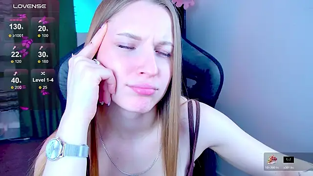 CuteMousee online show from April 2026 11:59:01 AM