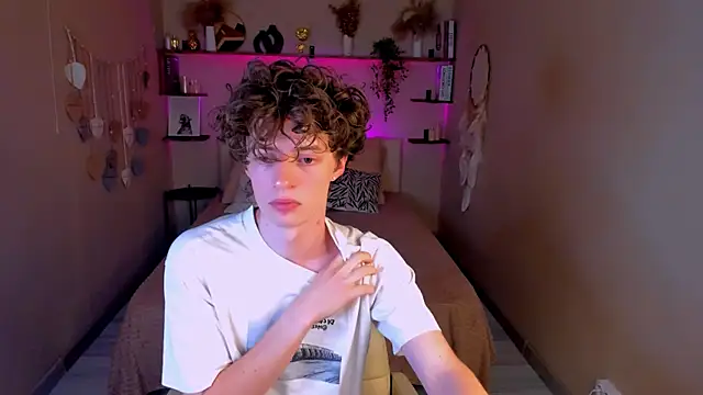 LukeSweet online show from July 2026 10:24:01 AM