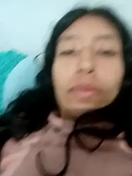 karolinee 66  online show from December 2024 05:16:01 AM