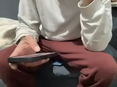 4small4inchlol online show from December 2024 07:42:02 PM