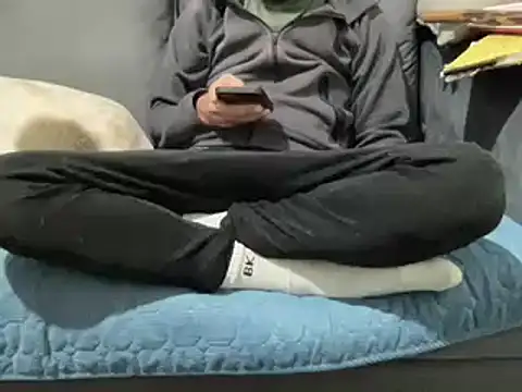 4small4inchlol online show from February 2025 09:32:02 AM