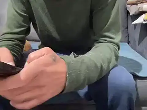 4small4inchlol online show from March 2025 05:29:01 PM