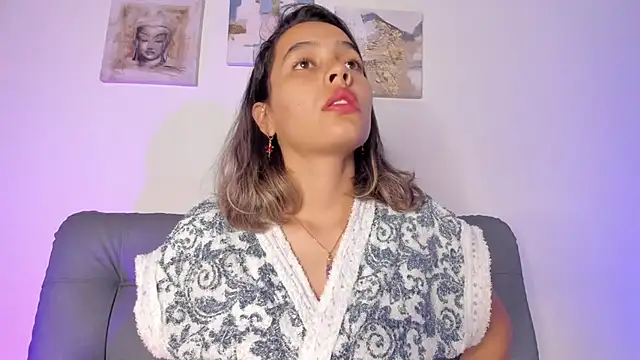 Snapshot of samara_jonness chatting on February 2025 04:29:01 AM samara jonness online show from February 2025 04:29:01 AM