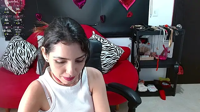 Carolaine69  online show from February 2025 05:39:01 PM