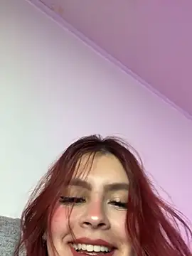 Isa smeraldy online show from January 2026 10:26:01 PM