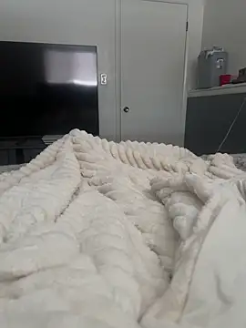 elperrinHN online show from February 2025 03:31:02 PM