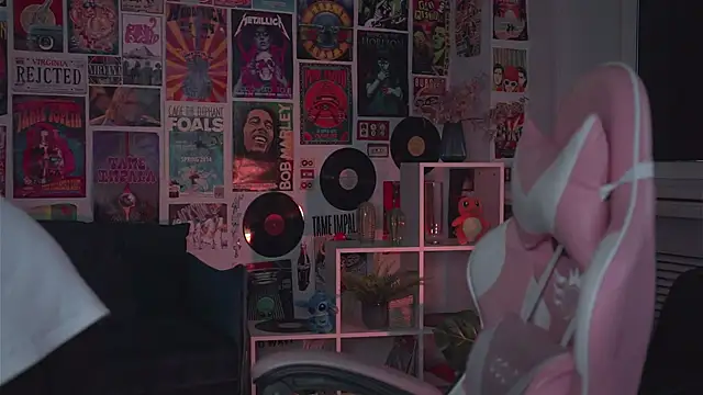 Lana  May online show from March 2025 11:29:02 AM