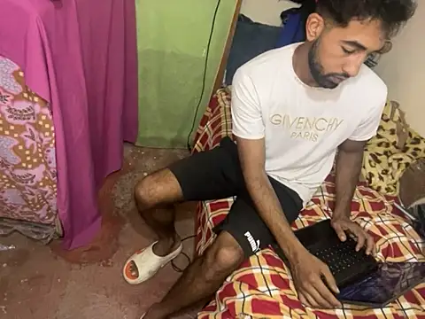 GaaTto online show from October 2025 03:02:01 PM