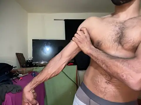 GaaTto online show from January 2026 01:42:02 AM