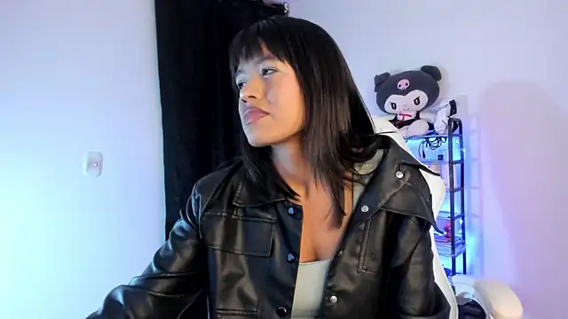 meganthompsonn22 online show from January 2026 04:18:01 AM