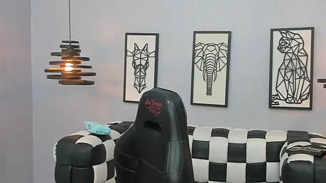 Snapshot of SARAFOXX_ chatting on January 2025 11:46:01 AM SARAFOXX online show from January 2025 11:46:01 AM