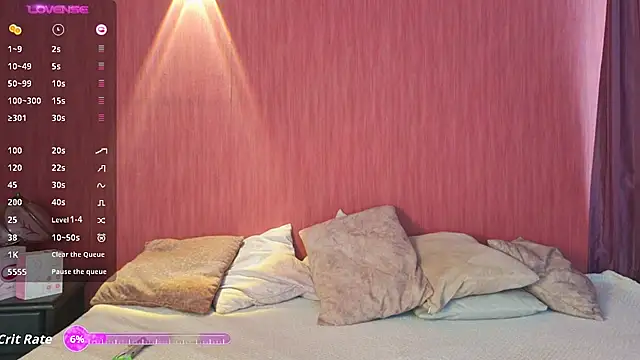 EmiGomez  online show from September 2025 12:05:02 PM