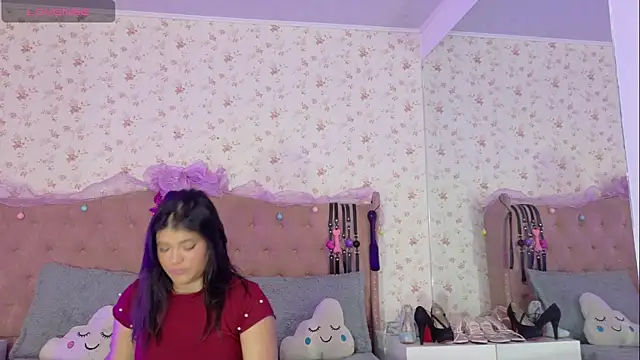 Snapshot of AvrillThomas chatting on January 2025 01:10:02 PM AvrillThomas online show from January 2025 01:10:02 PM