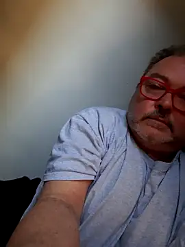 bluangelo online show from April 2026 12:23:01 PM