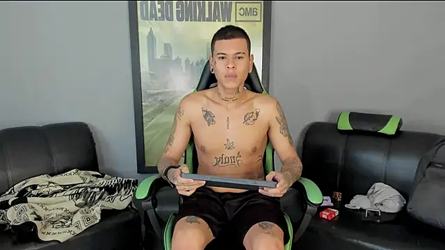 jamesinked  online show from January 2025 07:02:02 PM