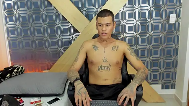 jamesinked  online show from January 2025 06:47:01 PM