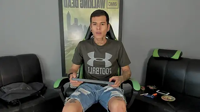 jamesinked  online show from February 2025 05:40:01 PM