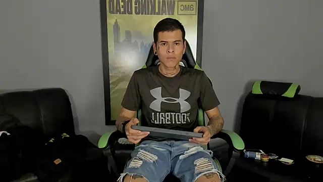 jamesinked  online show from February 2025 10:26:01 PM