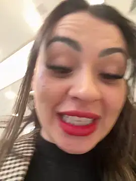 carol amorim online show from June 2026 03:44:02 PM
