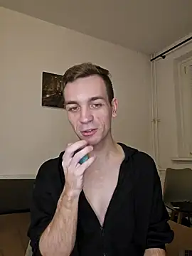 nickdtr online show from December 2025 06:01:02 PM