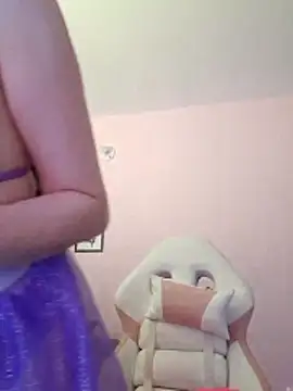 sophie pazz online show from October 2025 09:37:01 PM