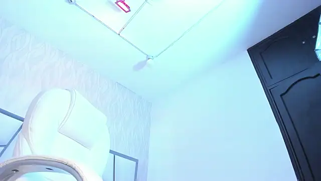 Victoriaa millers online show from April 2026 11:33:02 AM